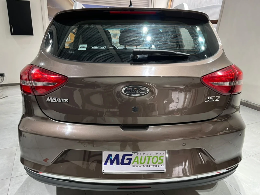 imagen 0 de vehiculo con id 2213